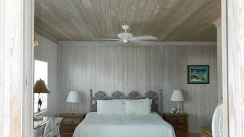 Apartment, 1 King Bed (Harbour View)
