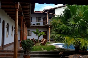 Terrace/patio - Hotel Patio del Malinche (Granada)