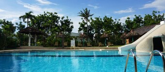Marcosas Cottage Resort