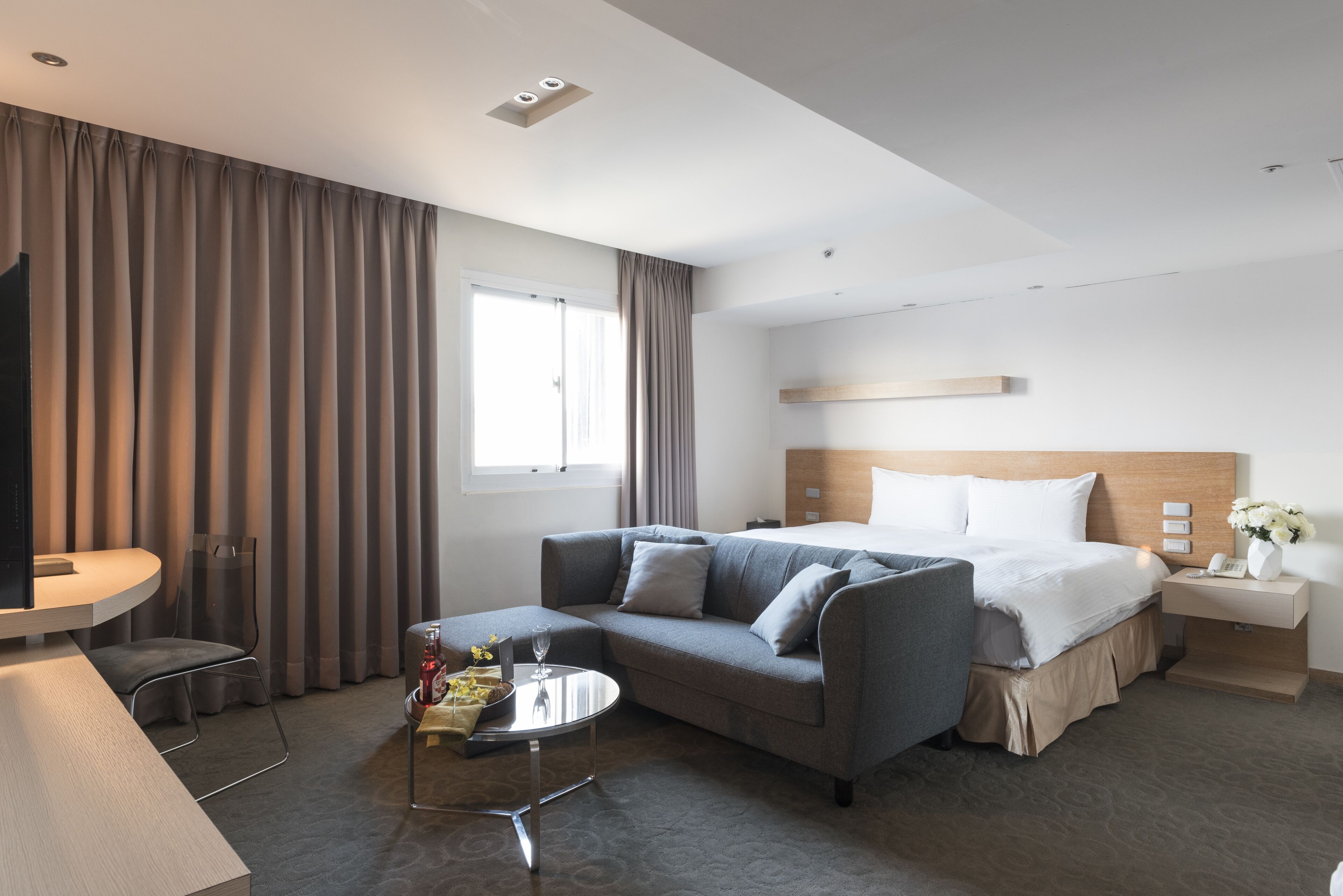 beacon family suite | 1 bedroom, in-room safe, desk, iron/ironing board