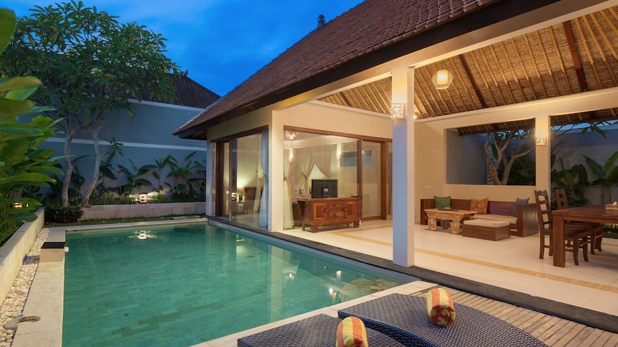 Avery Le Nixsun Villas by Waringin Hospitality