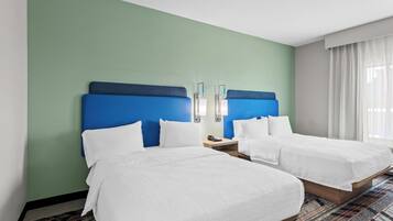 Room, 2 Queen Beds, Refrigerator & Microwave