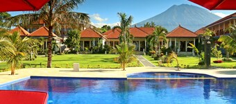 巴厘岛岛潜水度假水疗酒店