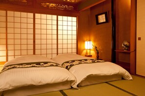 標準客房 | 書桌、筆電工作空間、隔音、熨斗/熨衣板