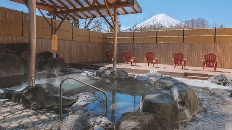 Hot springs. Resort Inn Fuyo