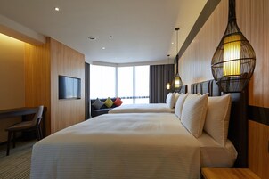 家庭四人房, 2 張加大雙人床, 浴缸 | 1 間睡房、高級寢  具、羽絨被、房內夾萬