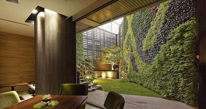 La Vida Hotel