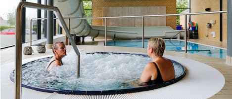 Baignoire à remous intérieure