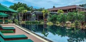 Outdoor pool - Wang Sai Resort (Ko Pha-ngan)