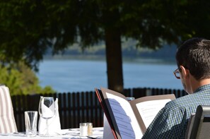 View from property - Hotel Bellevue (Seeboden)
