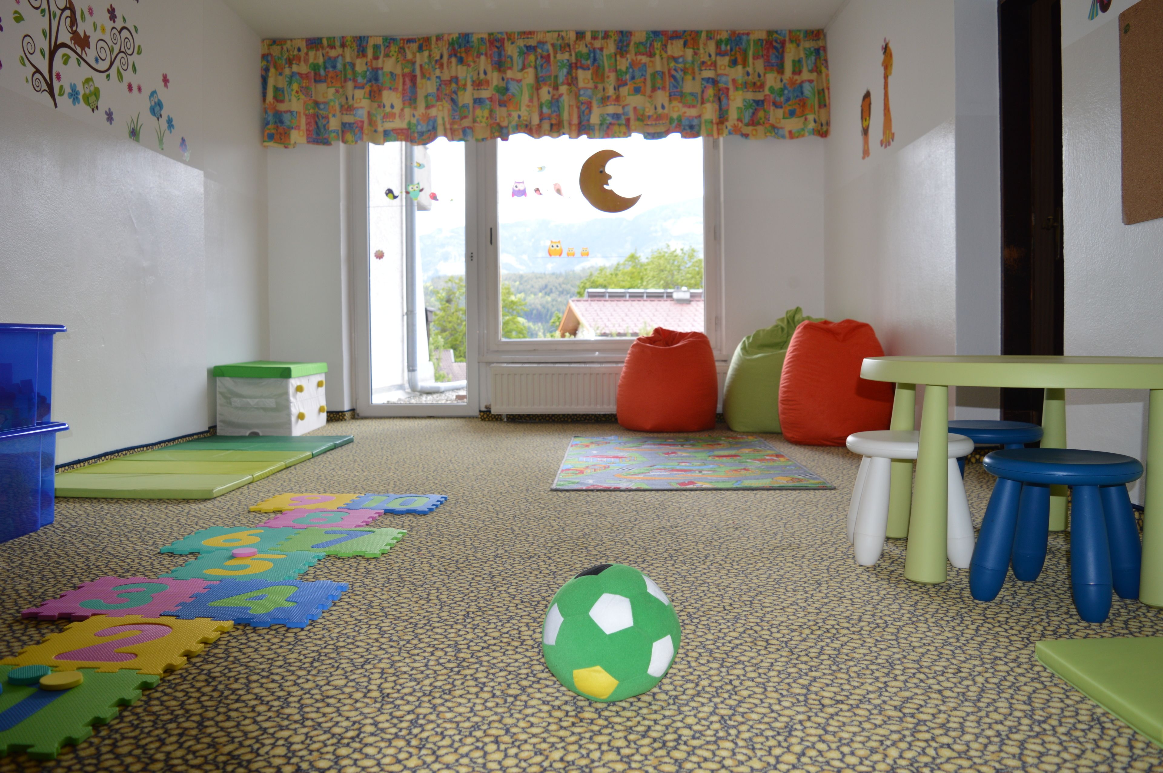 children’s play area – indoor