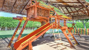 Children's play area - outdoor