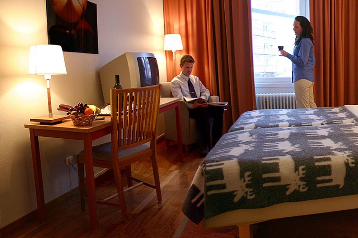 Twin Room, 2 Single Beds | Desk, free WiFi