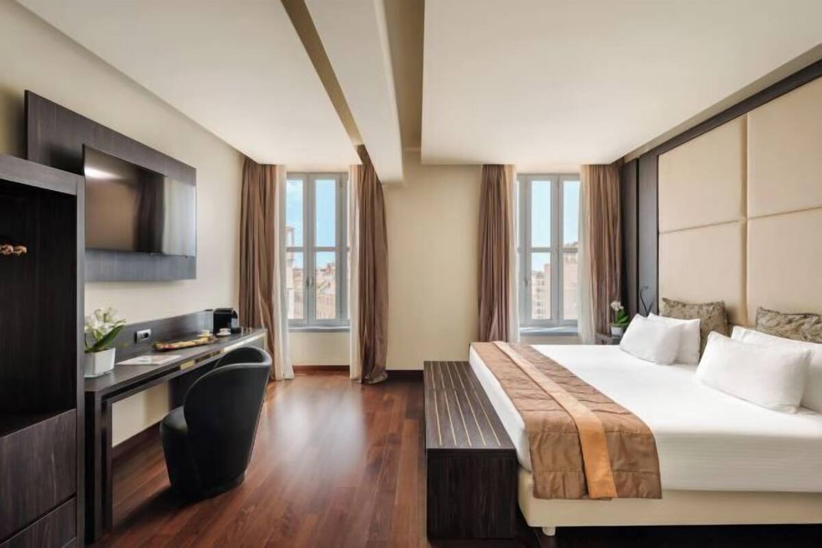 Hochwertige Bettwaren, Daunenbettdecken, Minibar, Zimmersafe