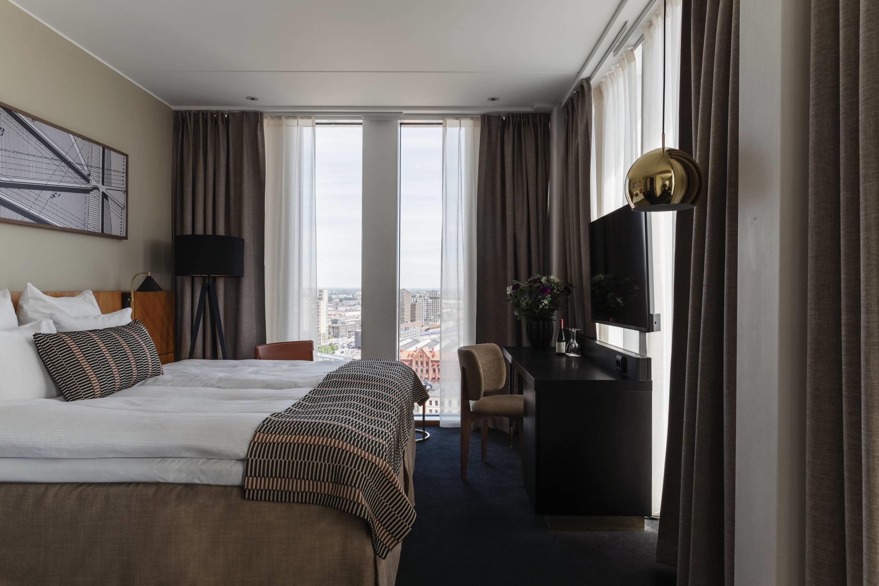 Hypo-allergenic bedding available, minibar, in-room safe, desk