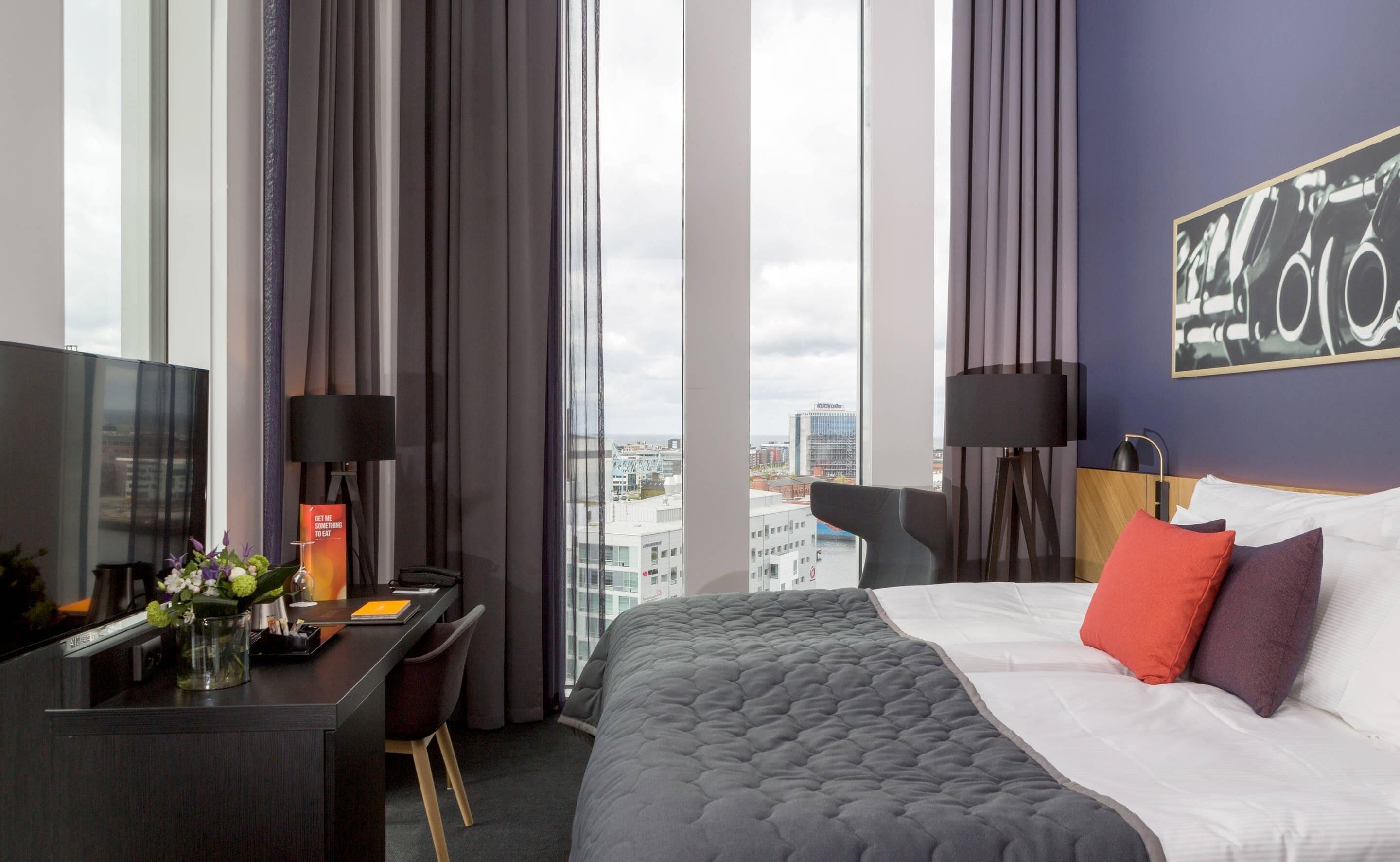 Standard Double Room | Hypo-allergenic bedding, minibar, in-room safe, desk