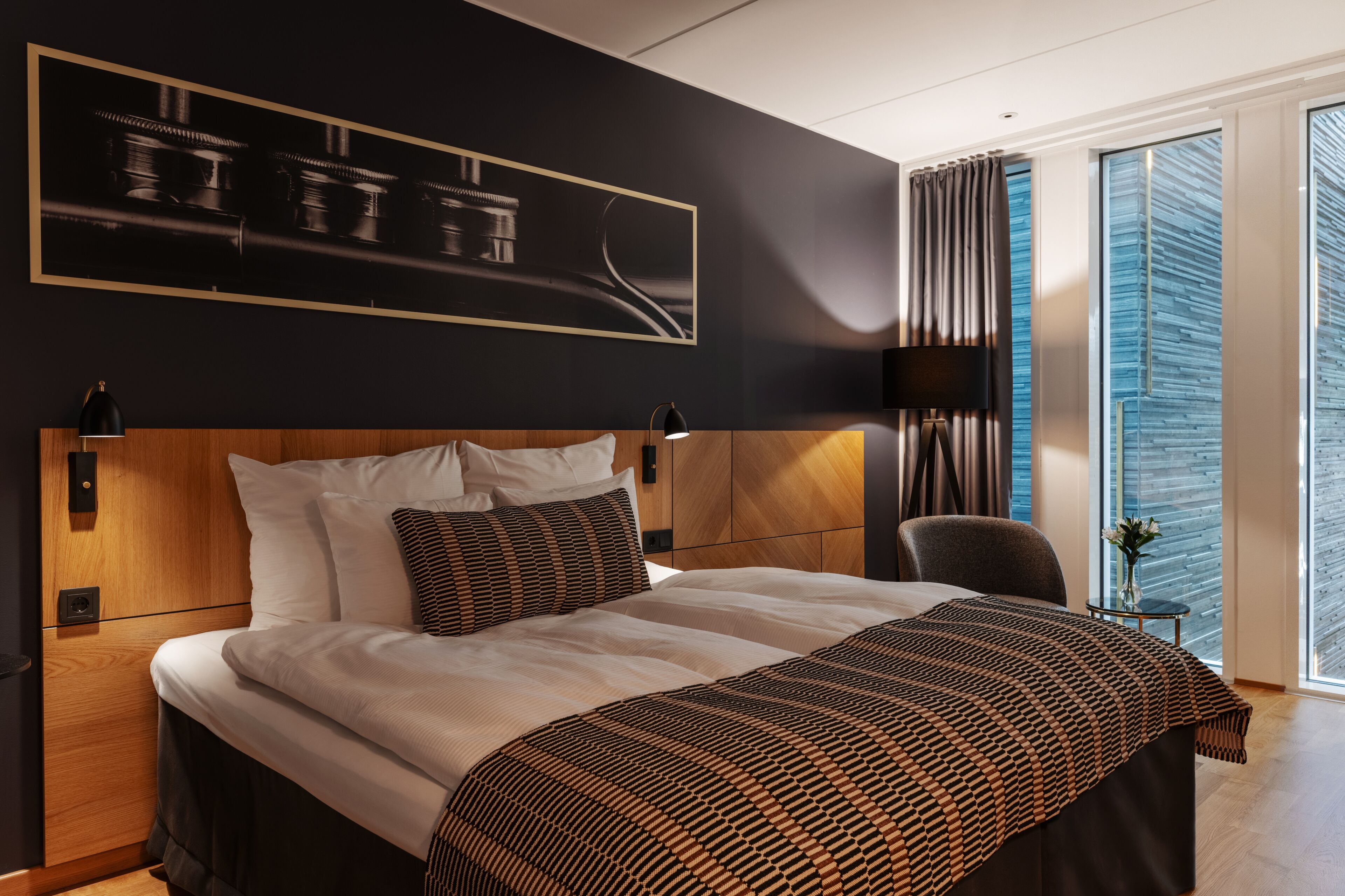 Standard Double Room (No View) | Hypo-allergenic bedding available, minibar, in-room safe, desk