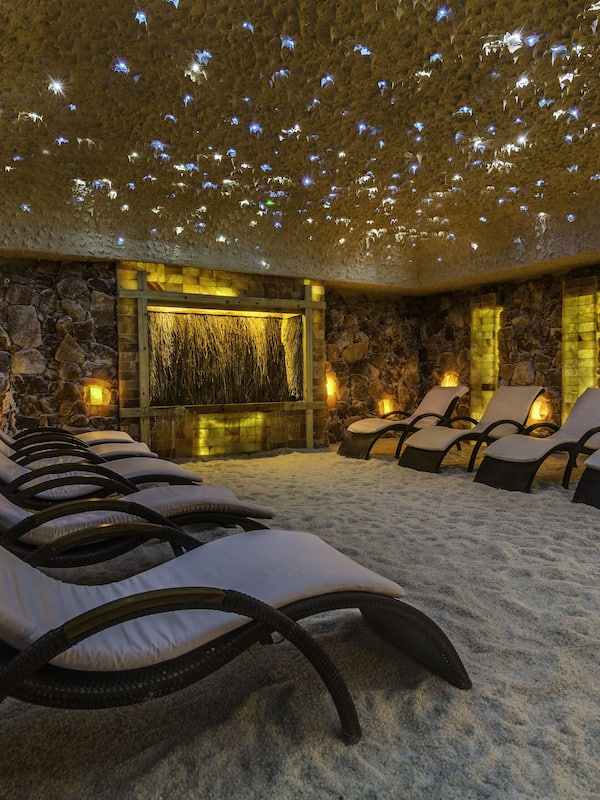 Hot tub, body treatments, aromatherapy, hot stone massages