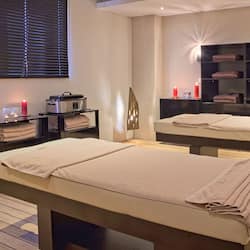 Hot tub, body treatments, aromatherapy, hot stone massages