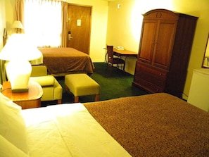 Standard Room, 2 Double Beds