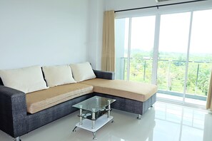 Suite | Hypo-allergenic bedding, desk, rollaway beds, free WiFi - Krabi Hipster Hotel (Krabi)