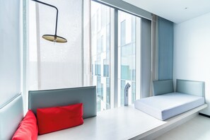 Gallery-dobbeltværelse | Pengeskab på værelset, mørklægningsgardiner, lydisolering, gratis Wi-Fi