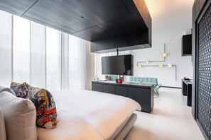 Superior Studio Suite | In-room safe, blackout drapes, soundproofing, free WiFi - The Place Tainan (Tainan)