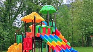 Aire de jeux - extérieure