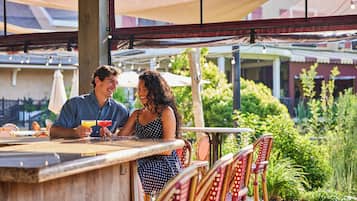 Breakfast, lunch and dinner served