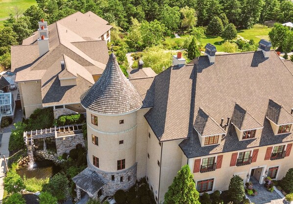 Front of property - Mirbeau Inn & Spa (Plymouth)