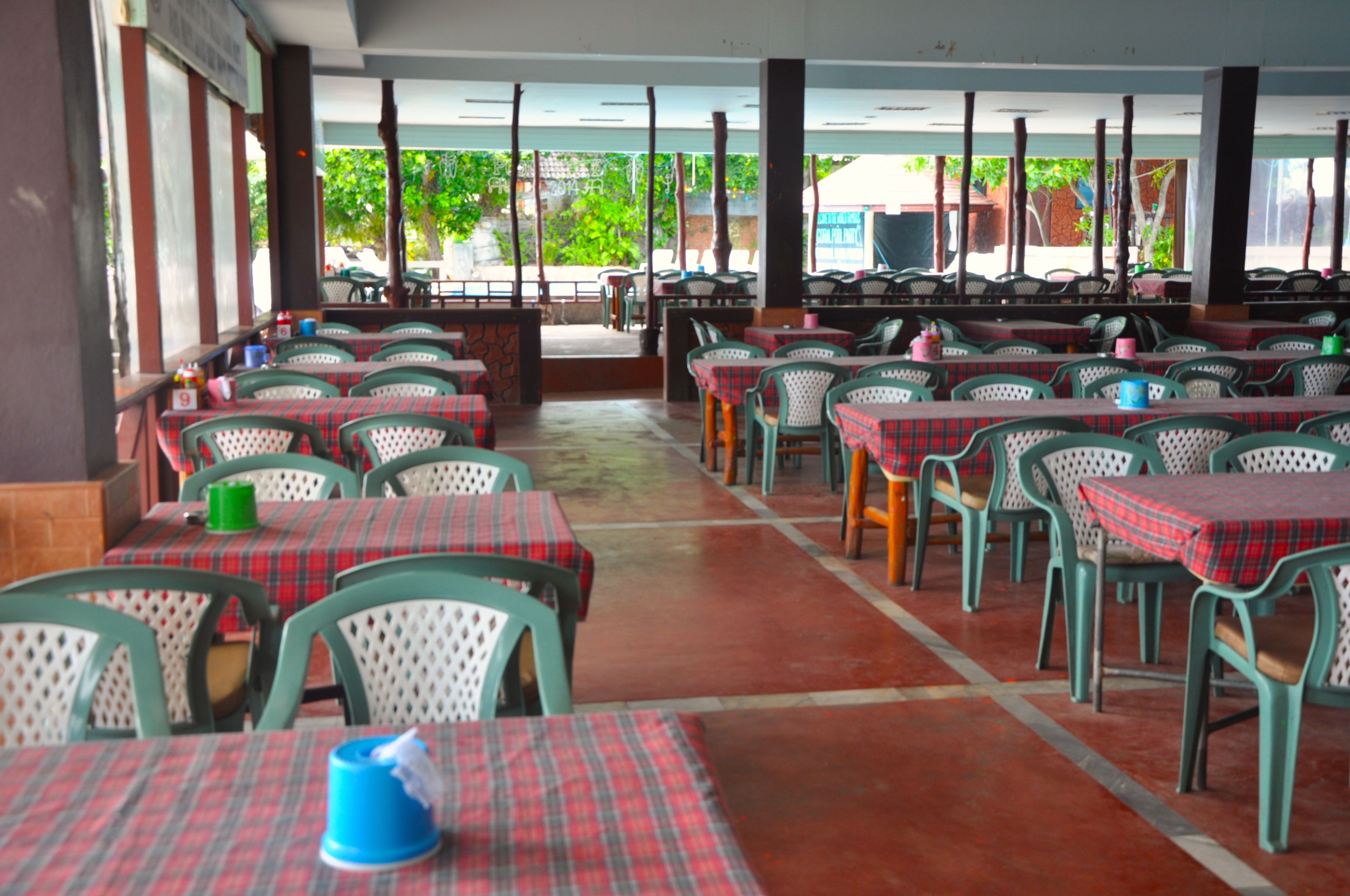 Daily cooked-to-order breakfast for a fee