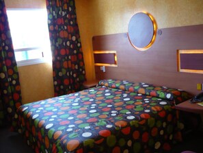 Superior Room, 1 King Bed | Free WiFi - Hotel Universal (Mexico City)