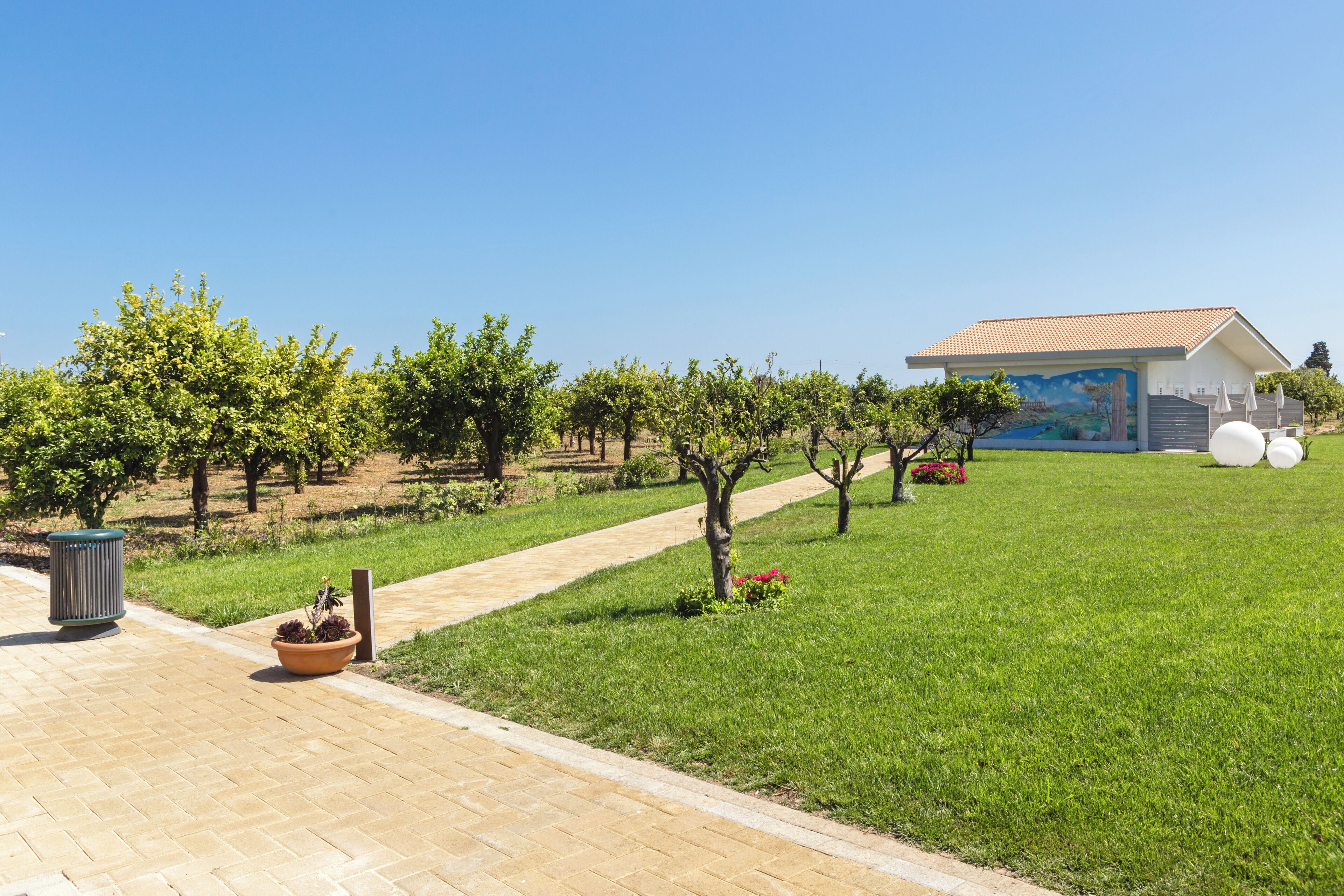 corallo depandance, entrata dall'esterno | egyptian cotton sheets, premium bedding, memory-foam beds, minibar