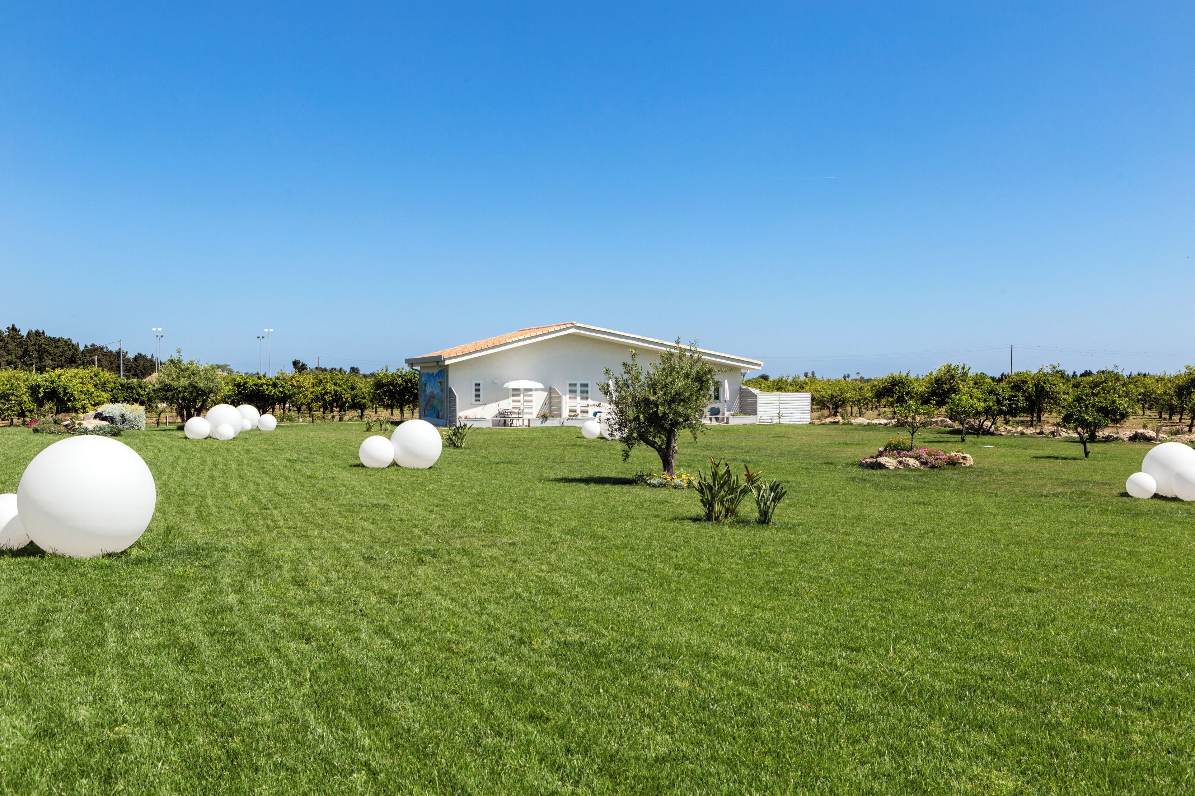 corallo depandance, entrata dall'esterno | egyptian cotton sheets, premium bedding, memory-foam beds, minibar