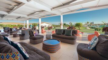 Bar (in der Unterkunft)