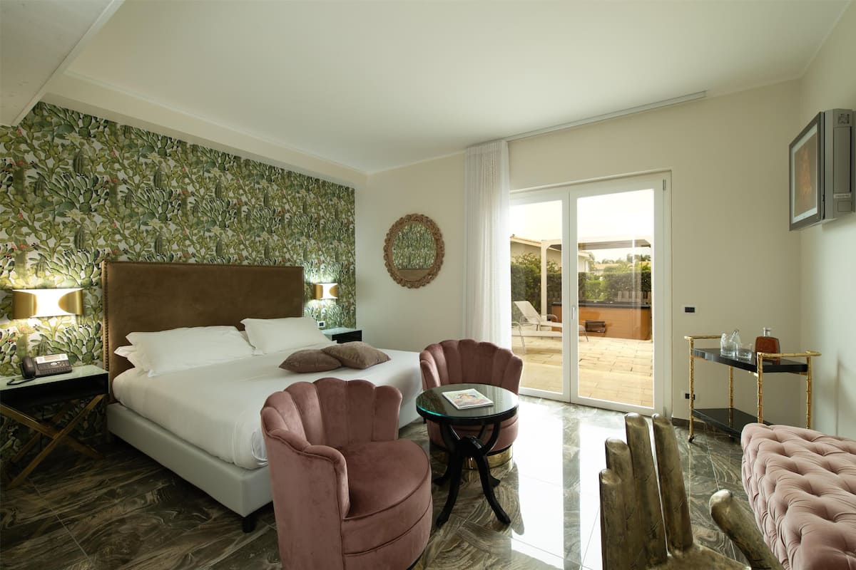 Luxury-Suite, Sauna, Annex | Italienische Bettbezüge von Frette, hochwertige Bettwaren