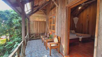 Bungalow Triple with Garden View | Terrace/patio