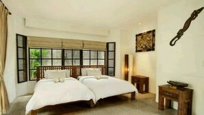 Superior-Villa, 4 Schlafzimmer, Raucher, Strandblick | 1 Schlafzimmer, hochwertige Bettwaren, Zimmersafe, Schreibtisch