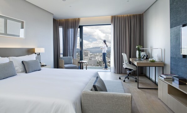 Premium bedding, in-room safe, desk, soundproofing