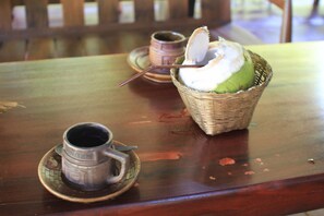 Breakfast, lunch, dinner served; Thai cuisine  - Moon Paradise Resort (Ko Pha-ngan)