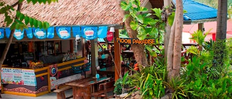 Reggeli, ebéd és vacsora, thai ételek