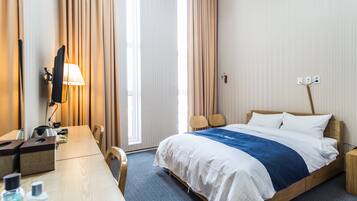 Standard Double Room, 1 Double Bed, Non Smoking, City View | 1 bedroom, premium bedding, down comforters, individually furnished