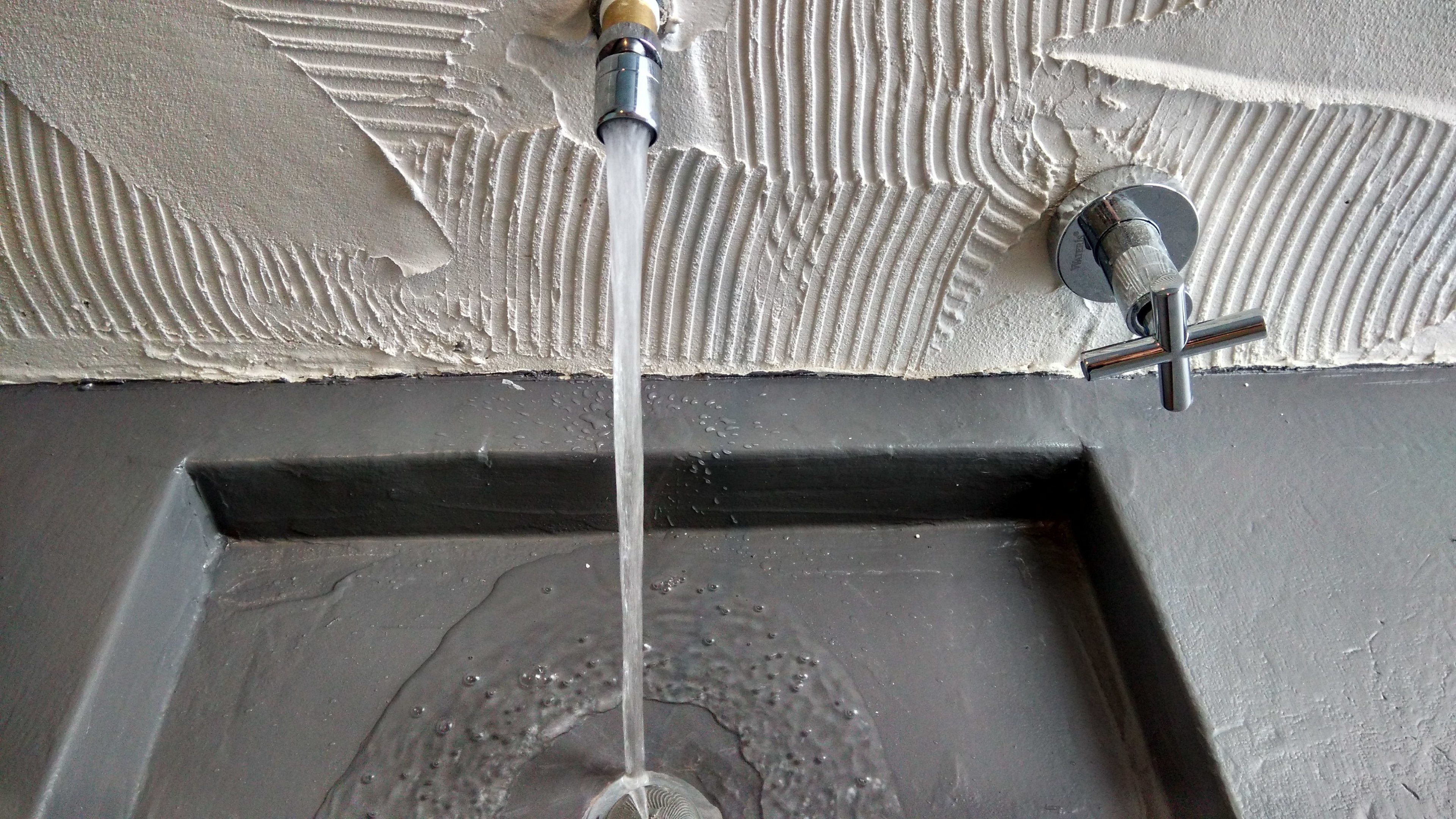 double room | bathroom sink