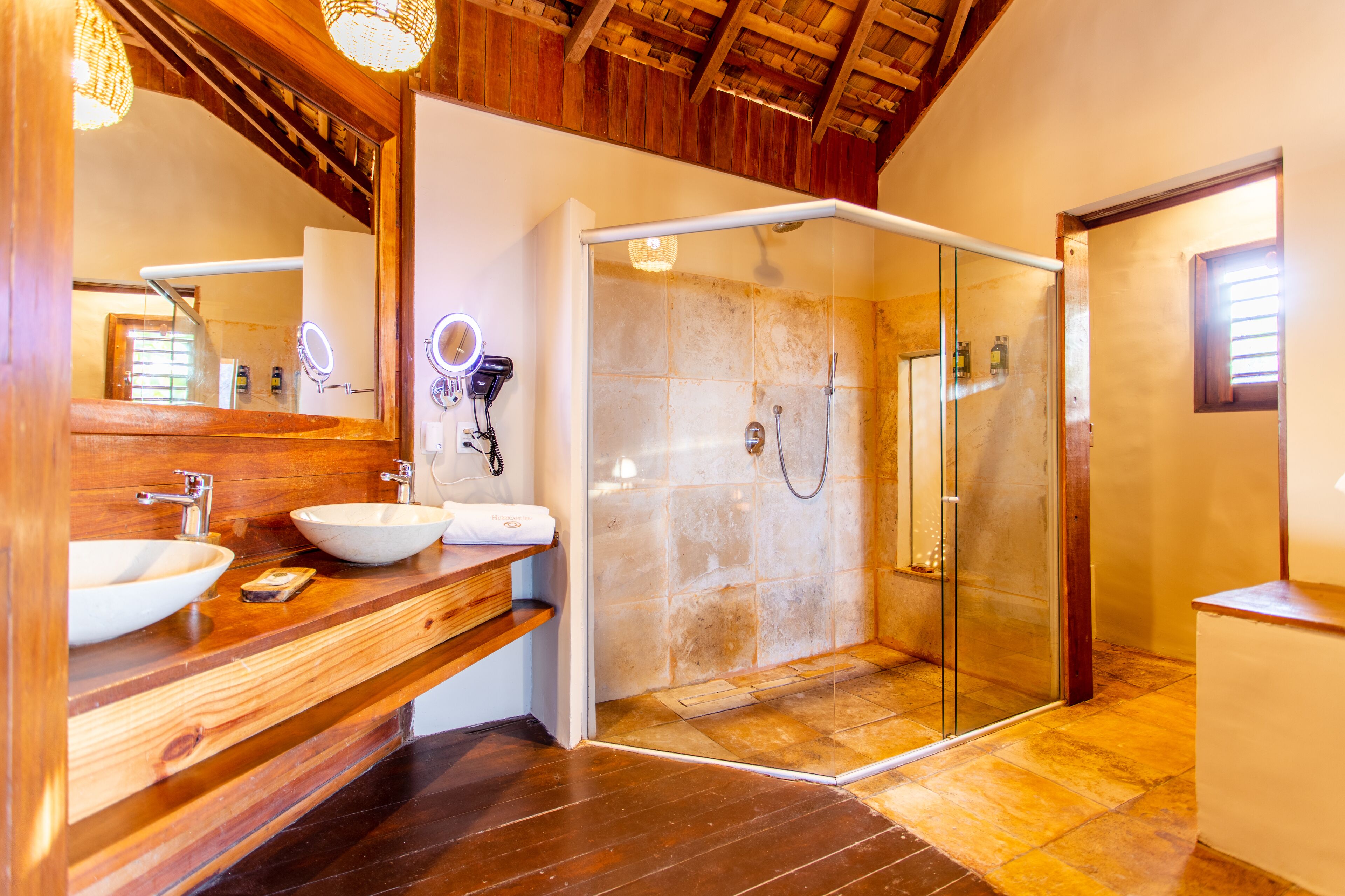 deluxe bungalow, garden view | 1 bedroom, egyptian cotton sheets, hypo-allergenic bedding