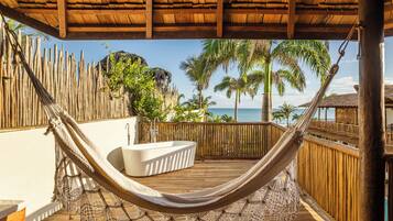 Bungalow, Sea View | Egyptian cotton sheets, hypo-allergenic bedding, Tempur-Pedic beds