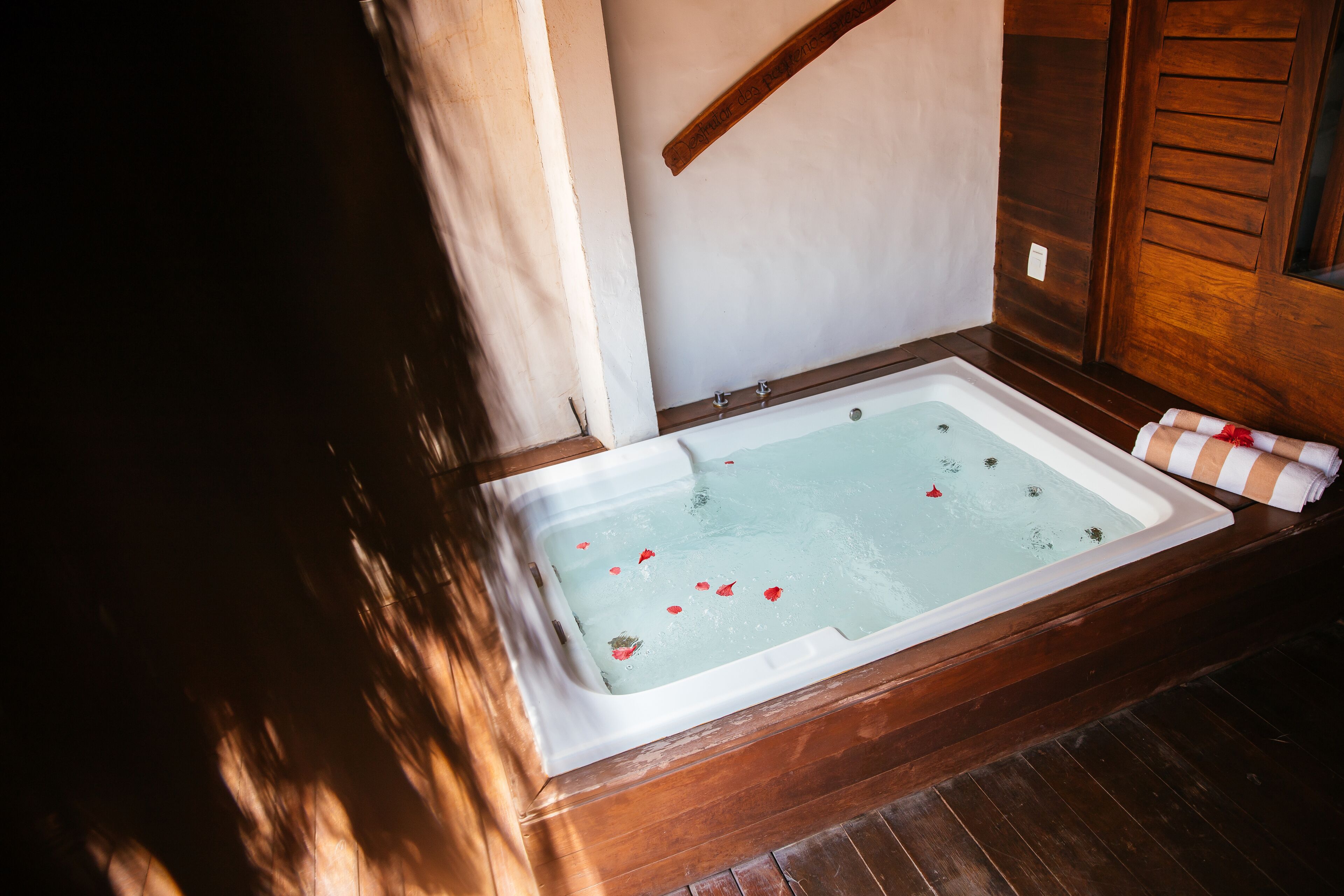 bungalow, pool view | 1 bedroom, egyptian cotton sheets, hypo-allergenic bedding