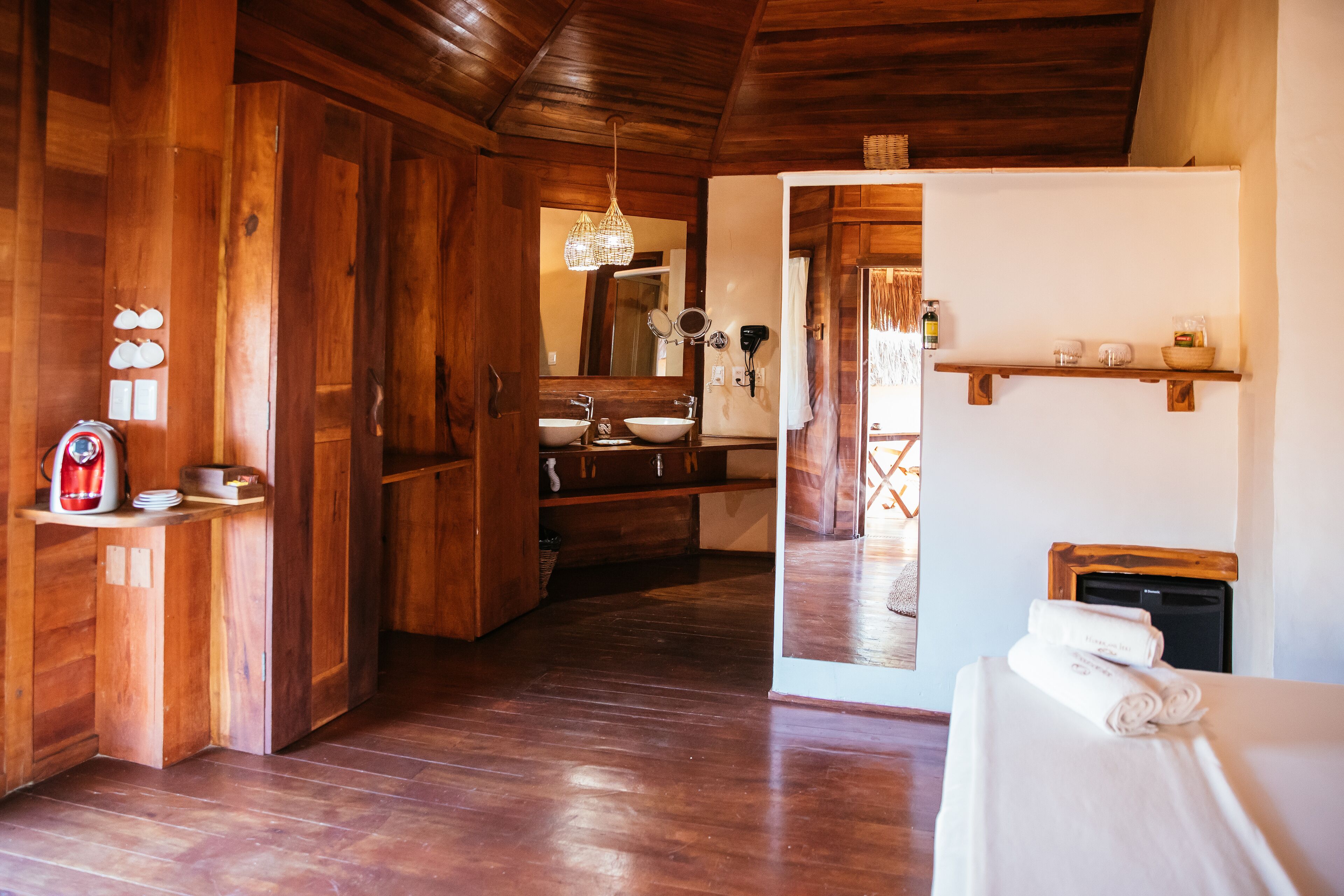 bungalow, pool view | 1 bedroom, egyptian cotton sheets, hypo-allergenic bedding