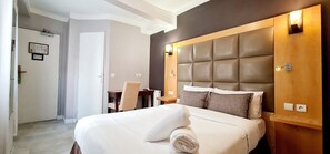 Standard Double Room, 1 Queen Bed | Desk, laptop workspace, iron/ironing board, free WiFi - Hotel de France (Paris)
