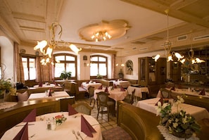 Frühstück, Mittagessen und Abendessen