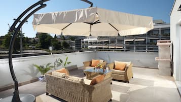 Penthouse, 2 Bedrooms, Terrace, Sea View | Terrace/patio